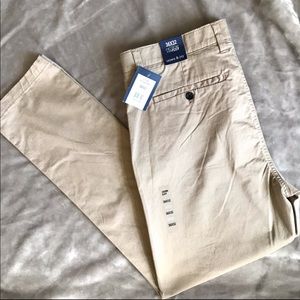 NEW Crown and Ivy Straight Fit Khaki Pants